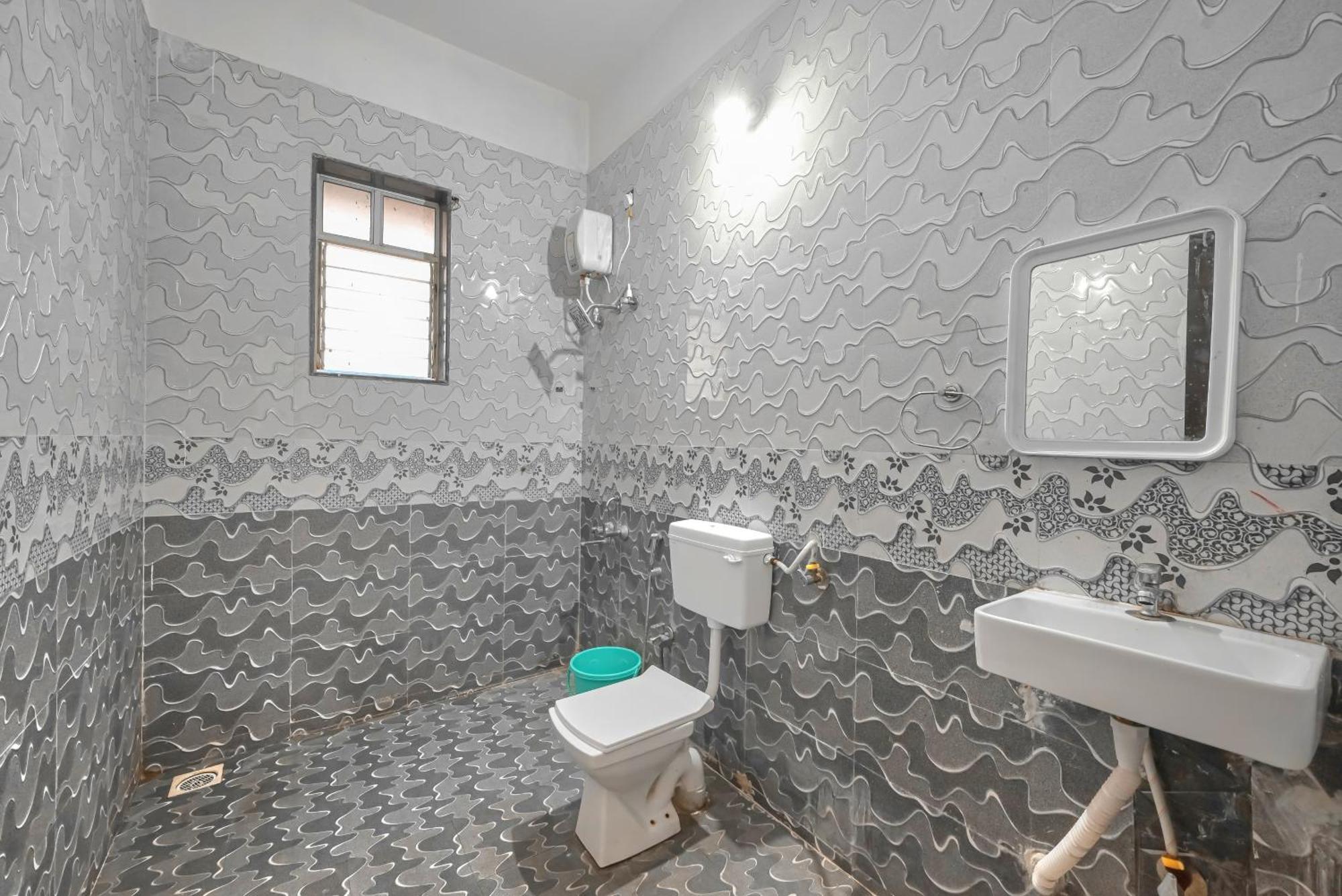Empyrean Stay II 6Bhk Big Daddy Villa Ll Ac II Pvt Pool II Terrace View II Lux لونافالا المظهر الخارجي الصورة