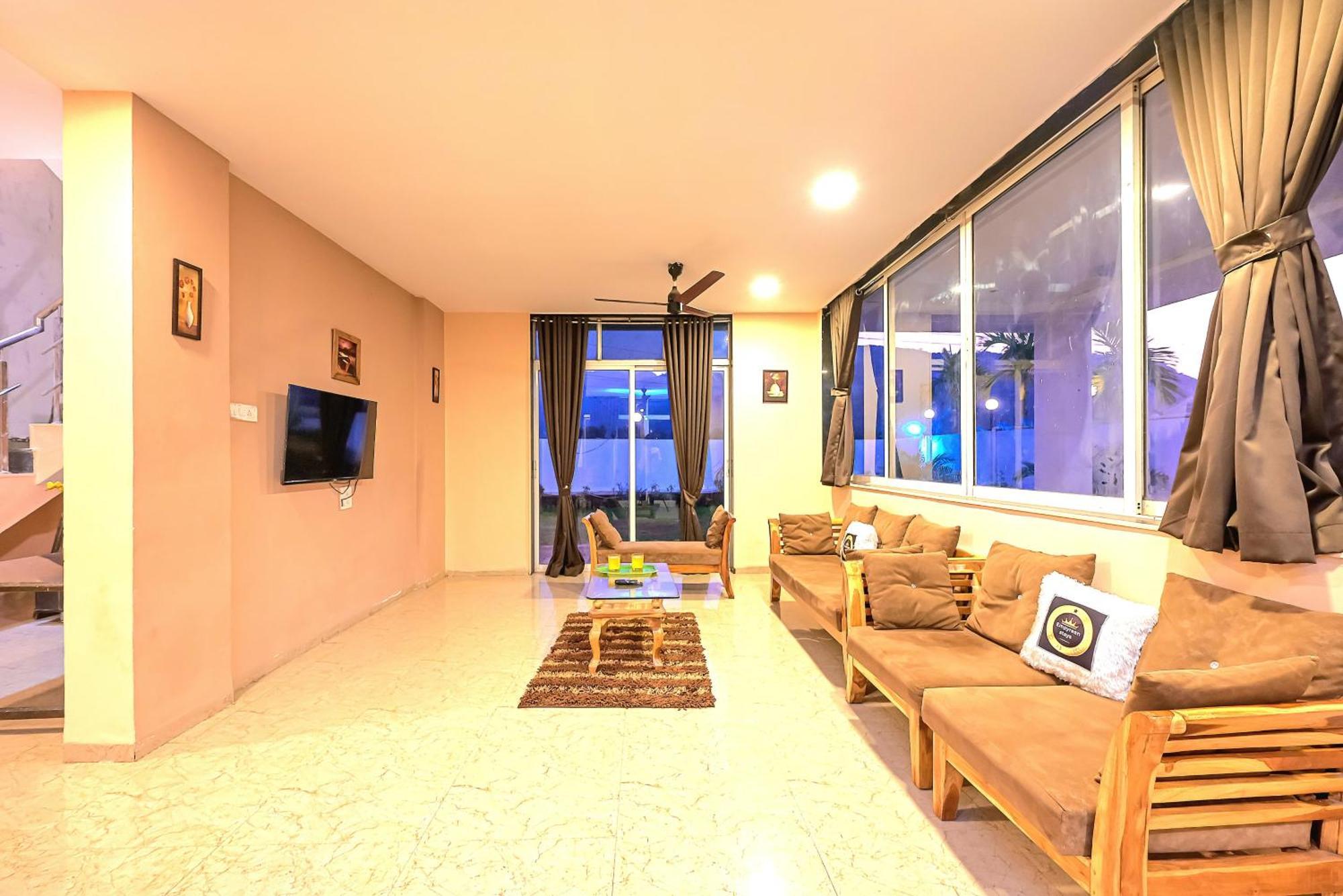 Empyrean Stay II 6Bhk Big Daddy Villa Ll Ac II Pvt Pool II Terrace View II Lux لونافالا المظهر الخارجي الصورة