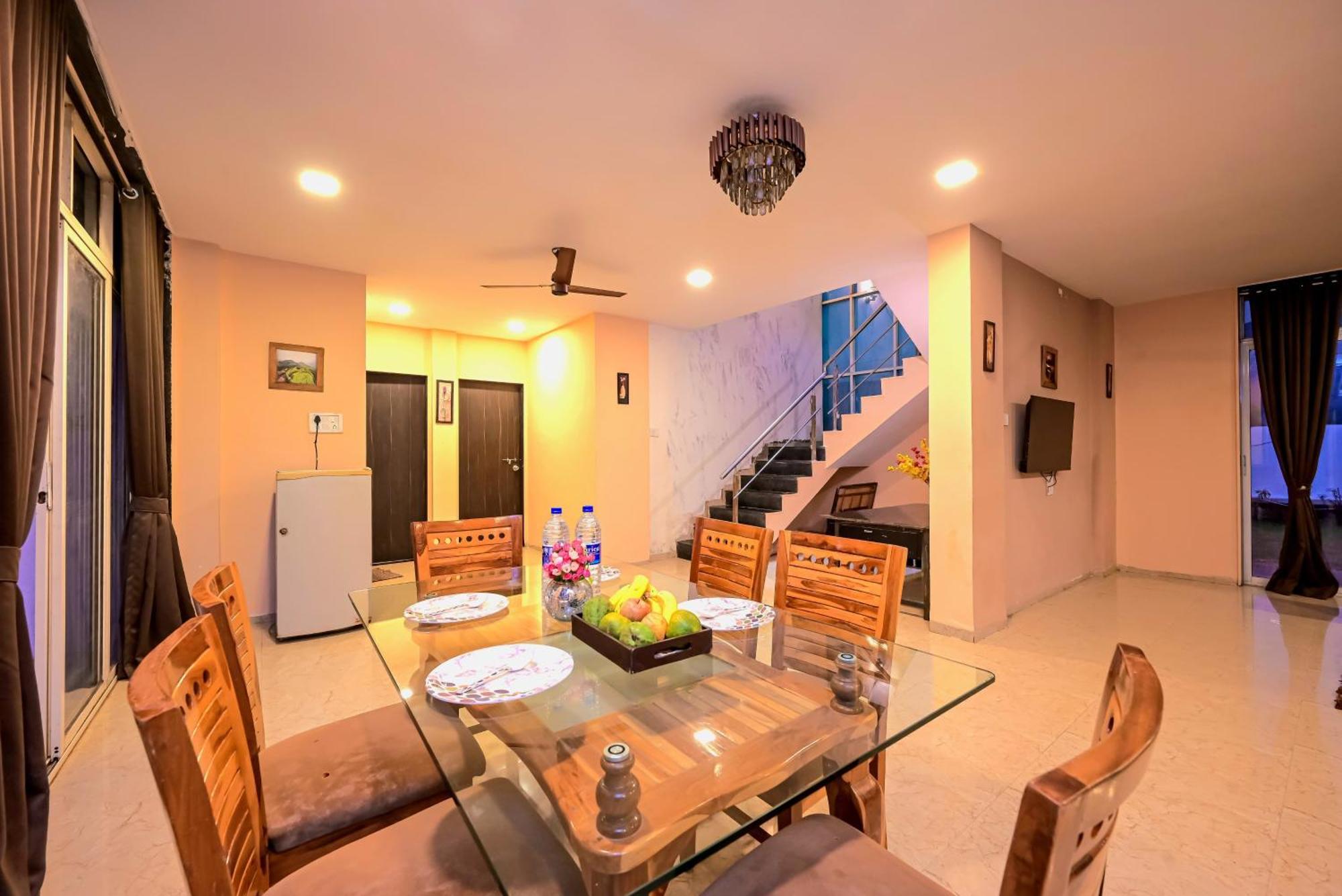 Empyrean Stay II 6Bhk Big Daddy Villa Ll Ac II Pvt Pool II Terrace View II Lux لونافالا المظهر الخارجي الصورة