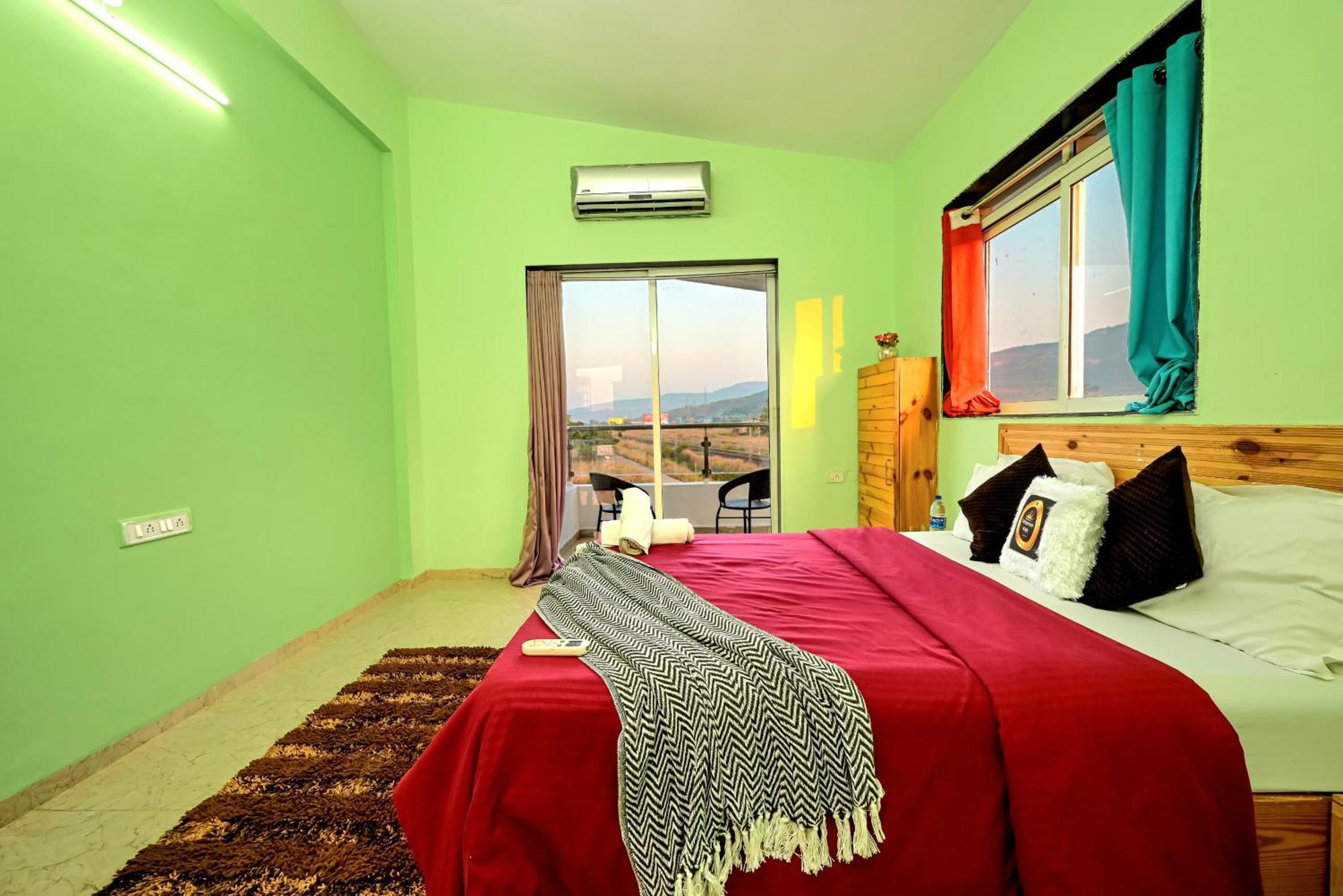 Empyrean Stay II 6Bhk Big Daddy Villa Ll Ac II Pvt Pool II Terrace View II Lux لونافالا المظهر الخارجي الصورة