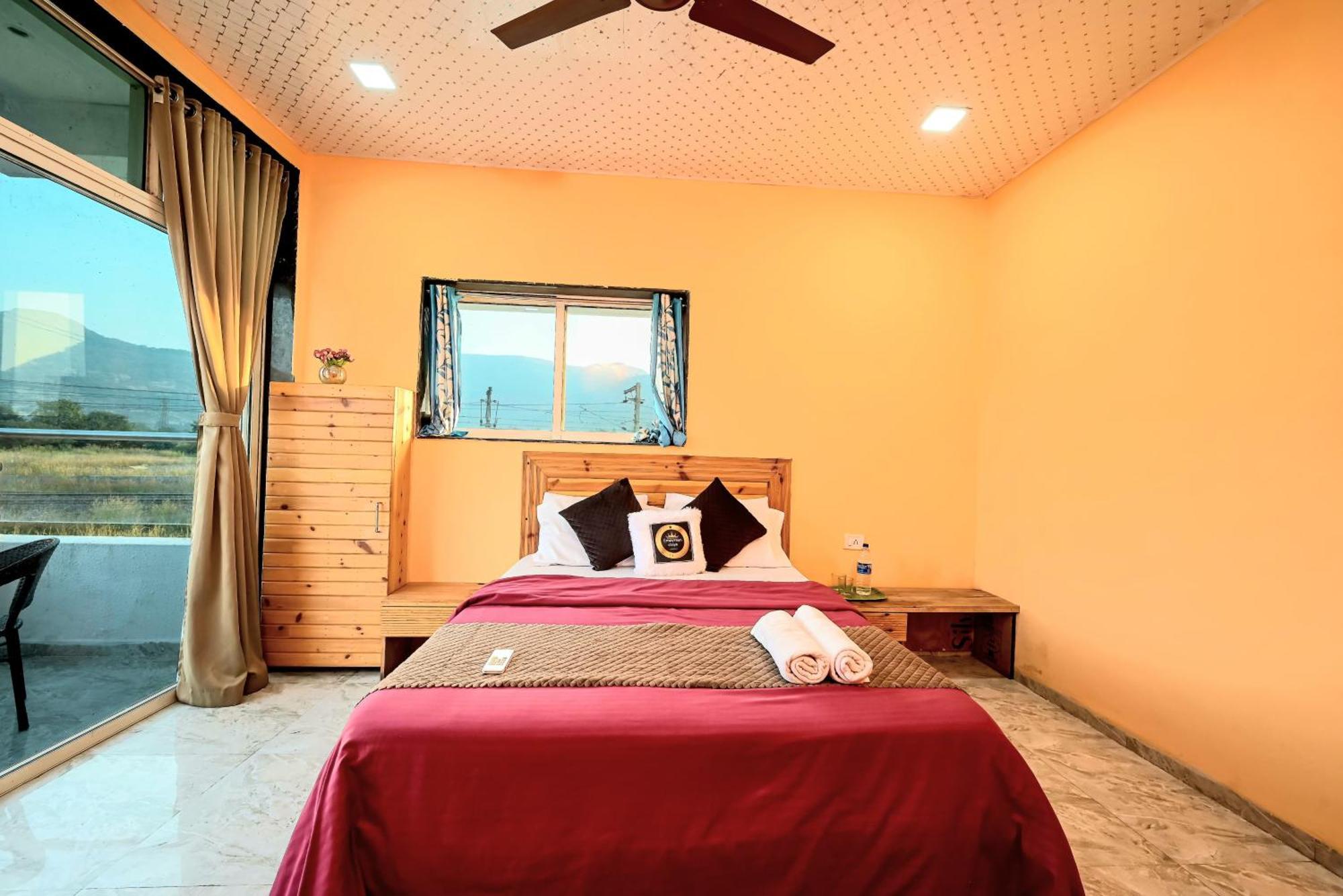 Empyrean Stay II 6Bhk Big Daddy Villa Ll Ac II Pvt Pool II Terrace View II Lux لونافالا المظهر الخارجي الصورة