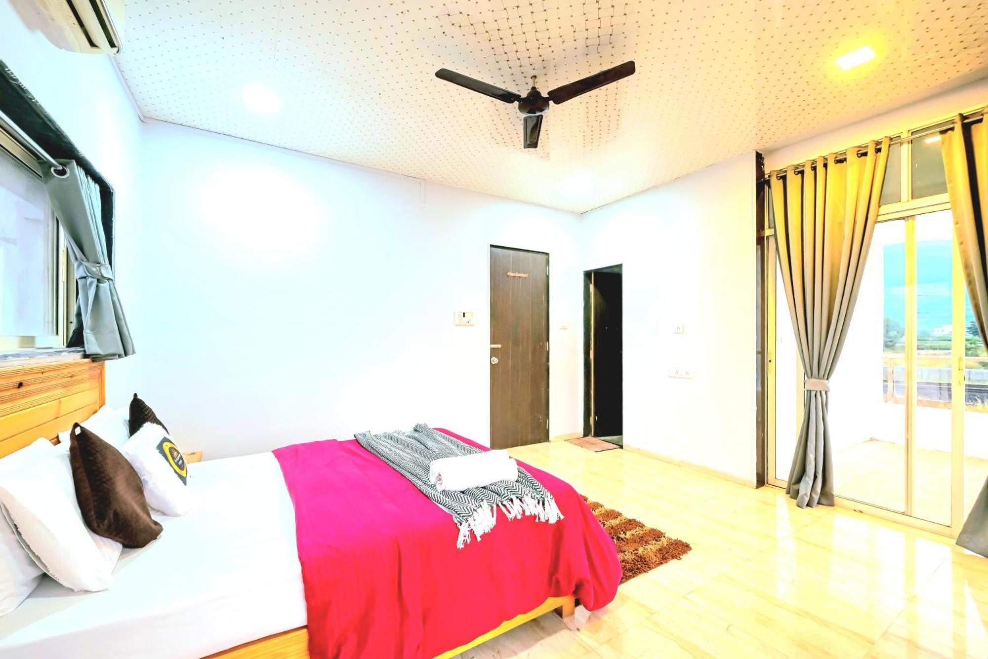Empyrean Stay II 6Bhk Big Daddy Villa Ll Ac II Pvt Pool II Terrace View II Lux لونافالا المظهر الخارجي الصورة